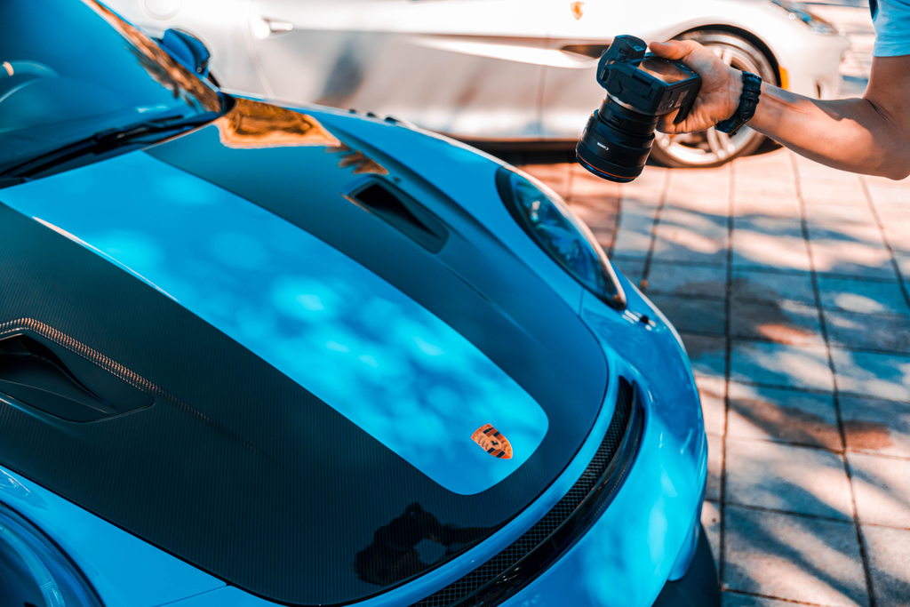 JetMediaProduc1's tweet photo. Now that everything is finally starting to open back up we look forward to when car shows and meets are up and running again. Cant wait to get more shots like the ones of this #porche #gt2rs

#jetmediaproductions #cars #wing  #carsofinstagram #carporn #luxury #supercars https://t.co/RKDdZyB1y6