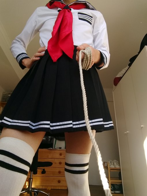 So this is what you're into now? https://t.co/kwJYVzumrY