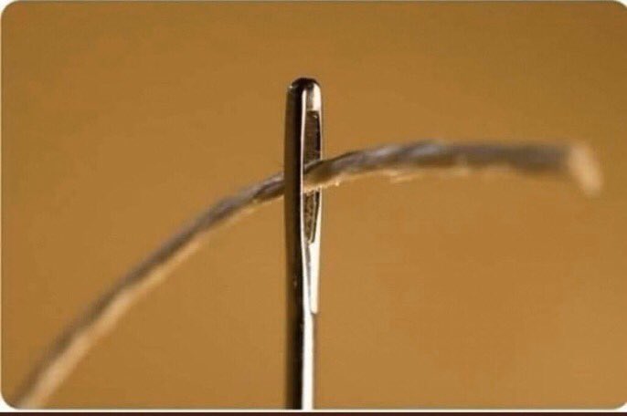 #وزير_الماليه
لو كانت الحياة (ابرة..) لكان رزقك (خيطا) يأتيك من ثقبها.. فأطمئن