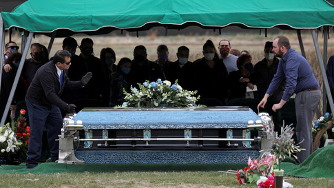 FinalChoices's tweet photo. Here's how COVID-19 is changing funerals and bereavement - World Economic Forum https://t.co/vyEQ4lRg8Y #EndofLifePlanning https://t.co/3jMo76gVXg
