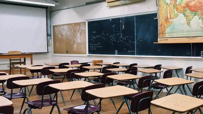 SAfmRadio's tweet photo. #TheDailyUpdate SADTU has urged its members not to report for duty as schools begin preparing to reopen on Monday (today) fearing that the Department of Basic Education has not taken all precaution to prevent the spread of COVID-19 #SAfmSoundAwake @maratoaka @SABCNews @SABCPortal https://t.co/FcLlhCX9Eo