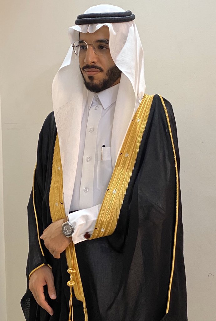 DRzaidAA's tweet photo. زيد 
٢٠٠٠                                           ٢٠٢٠ https://t.co/3HZ89mVHLR