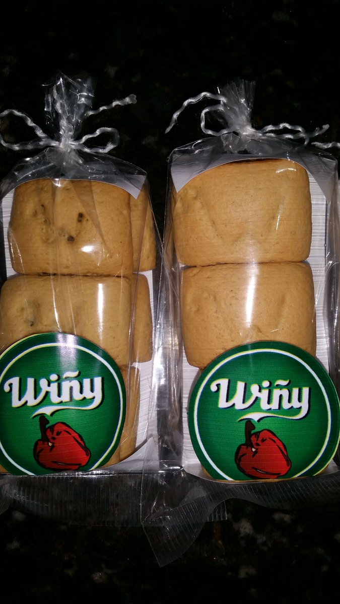 CSusyHL's tweet photo. Trabajando ando... hoy día de las madres las felicito a todas, cada una es especial, estoy vendiendo #Galletas estilo newton, #prepizzas, y mi producto estrella #Wiñy!!!!! #Maturin https://t.co/lw6UXyysY2