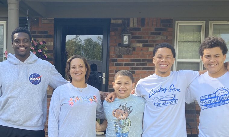 lsa0205's tweet photo. I have been blessed beyond measure to have these young men call me Mom.. These boys bring out the best in me! I love y’all! Happy Mother’s Day to all the Moms out there holding it down for your kids! #Ruth1:16 #MyPeople #YoungKings🤴🏽#MothersDay #EssentialMom https://t.co/atOgRRRItg