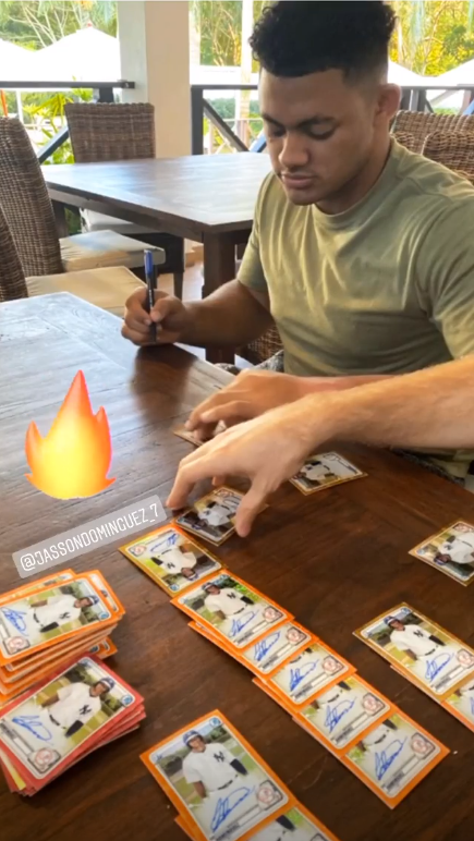 ChecklistsforUS's tweet photo. 2020 Bowman Baseball Boxes (not 1st edition) starting to show up via pre-sale again on Ebay
View Here -> https://t.co/ohC0vCYqZ6
Hobby Only -> https://t.co/vQ0IPvDBSM
Jumbo Only -> https://t.co/qeJzg59Dy8
#jassondominguez #bobbywittjr #bayronLora #RobertPuason https://t.co/lwSxJge792