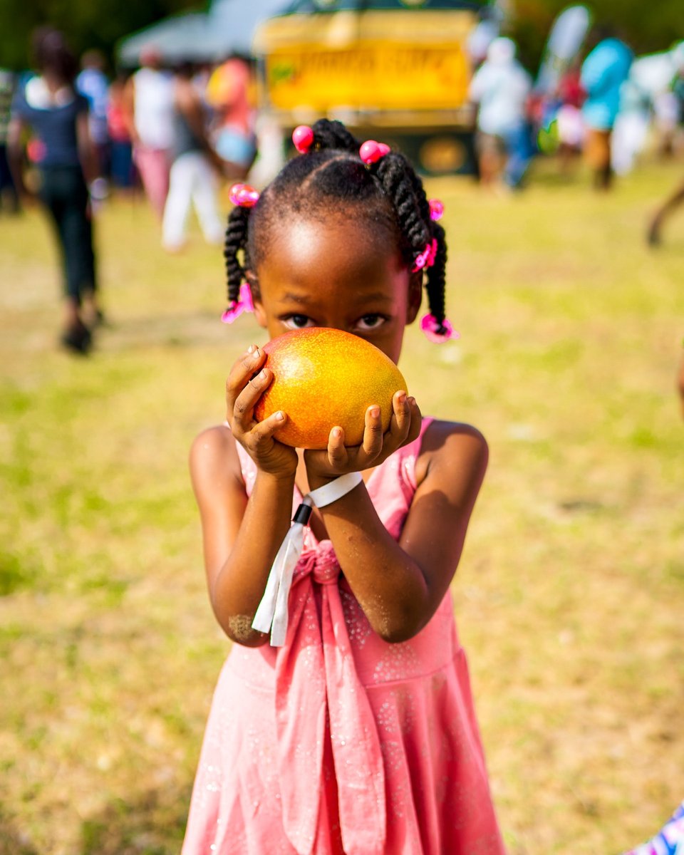 NevisNaturally's tweet photo. Near or far, today we are sending sweet, warm Nevisian wishes to all mothers!
We wouldn’t be here without you and we couldn’t imagine our world without a mother’s love. Thank you for everything. Happy Mother’s Day ❤️
#mothersday2020 #ilovemom #lovemango #nevis https://t.co/iPX2zm0u3x