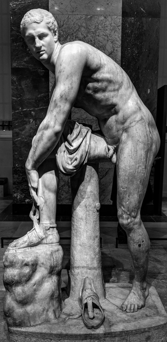 O_Louvre_jaime's tweet photo. Hermès à la sandale, dit "Cincinnatus" @MuseeLouvre #MuseumWeek #PlayMW #HeroesMW https://t.co/zYBZN1TXib