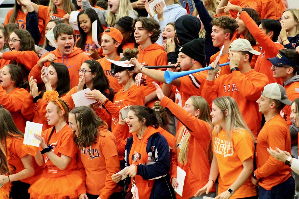 AthleticsBMHS's tweet photo. ⚡️📣 You already know!

We ❤️❤️❤️ @BMHSStorm and Titans Nation! Get your votes in for the best fans!

#BeATitanTOGETHER https://t.co/FXbQdDVlP4