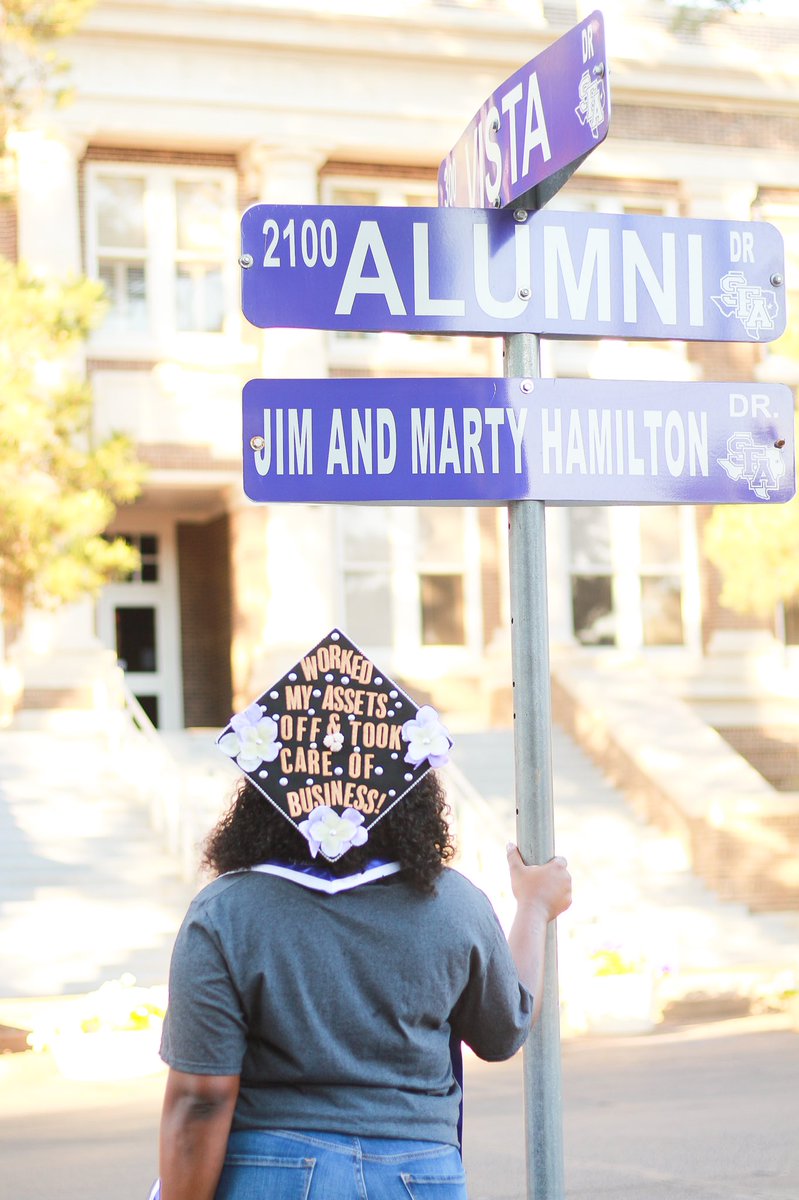 SySyHayden's tweet photo. I may not have walked the stage yesterday but I definitely still reached Alumna status! Thanks SFA, it’s been real.💜👩🏾‍🎓 https://t.co/oY8uSRnKcF