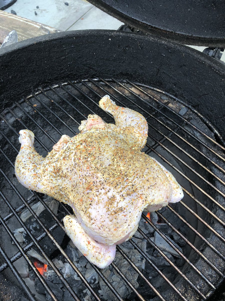 kirchjp's tweet photo. Hey @Wegmans I like your chicken but I don’t like it as much as @smfchicken I think you should partner and only supply their chicken it’s the best. #springermountain https://t.co/VeRwthbm43