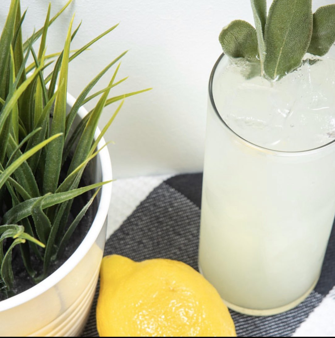 Cincoro's tweet photo. In honor of Mother’s Day, we have three new cocktails to pair perfectly with your Mother’s Day meal. 

Tweet at us for ingredients 🥃 https://t.co/ocuKjGYwxb