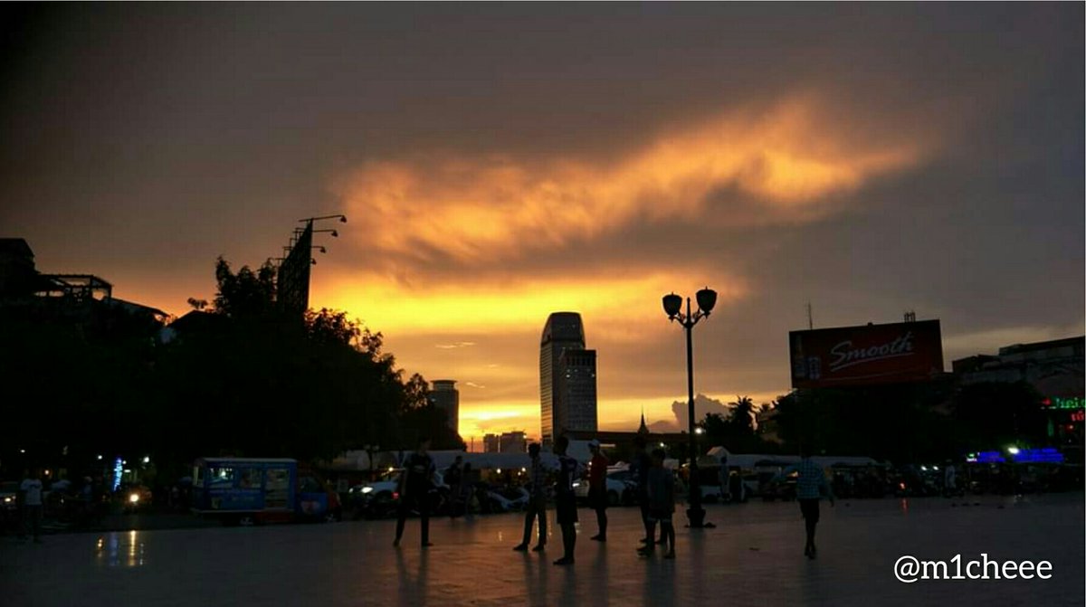 Sunset @ Phnom Penh, Cambodia #travel  #travelpics  #photograph  #sunset  #cambodia