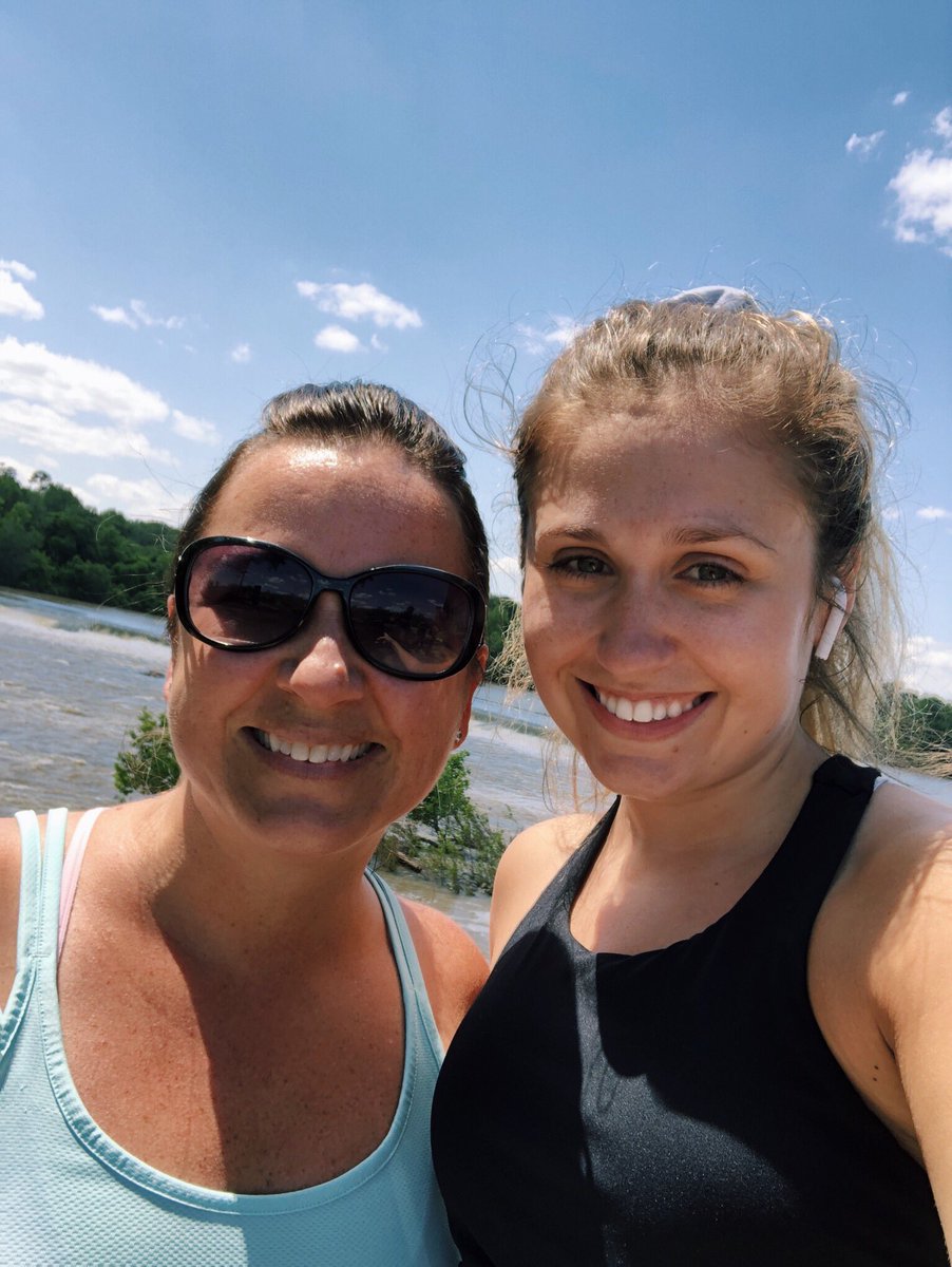MissCrouseG1's tweet photo. Had the perfect Sunday afternoon catching up & exercising with the best mentor & friend @kelleeute 🤩🏃🏼♀️ Thank you HEC for putting us together! #SharpenYourSaw #FirstInFive #SundayFunday https://t.co/6FfkRgWy1S