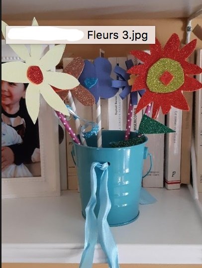 EEC_SMBM's tweet photo. Bonne fête des Mères à toutes les mamans et les grands-mamans de SMB. Voici quelques cadeaux surprises de nos élèves @cscmonavenir https://t.co/VI8azT4xtj