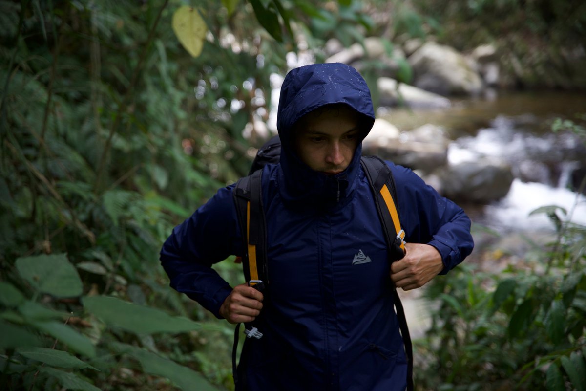 RutasAndes's tweet photo. “Aunque amo los océanos, los desiertos y los paisajes salvajes, son solo las montañas las que me atraen e inspiran a hacer las caminatas más dolorosas y a perderme en su belleza”
.
📝 Victoria Erickson https://t.co/4UVdSBAa1g