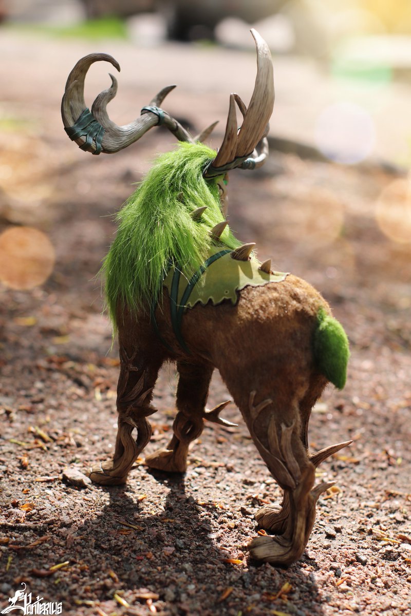 Panteriusa's tweet photo. 💚Kul Tiran Druid 💚

Height : 25 cm (9,8 inch)
Length: 22 cm (8,7 inch)
#panterius #handmade #toy #polymerclay #warcraft #worldofwarcraft #craft #sculpture #alliance #druid #KulTiran #Travelform #skull #deer #nature #tree #green  #artistdoll #doll #animals #fantasyart #fantasy https://t.co/UIfIkCVubu