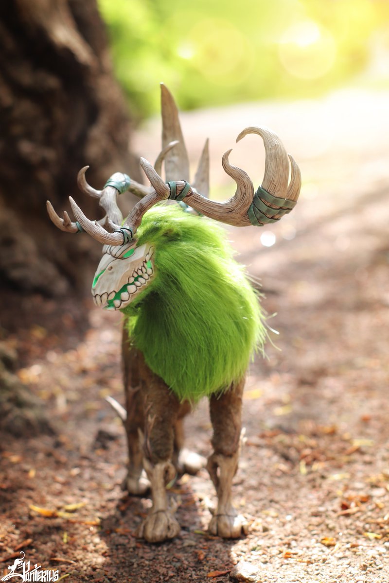 Panteriusa's tweet photo. 💚Kul Tiran Druid 💚

Height : 25 cm (9,8 inch)
Length: 22 cm (8,7 inch)
#panterius #handmade #toy #polymerclay #warcraft #worldofwarcraft #craft #sculpture #alliance #druid #KulTiran #Travelform #skull #deer #nature #tree #green  #artistdoll #doll #animals #fantasyart #fantasy https://t.co/UIfIkCVubu