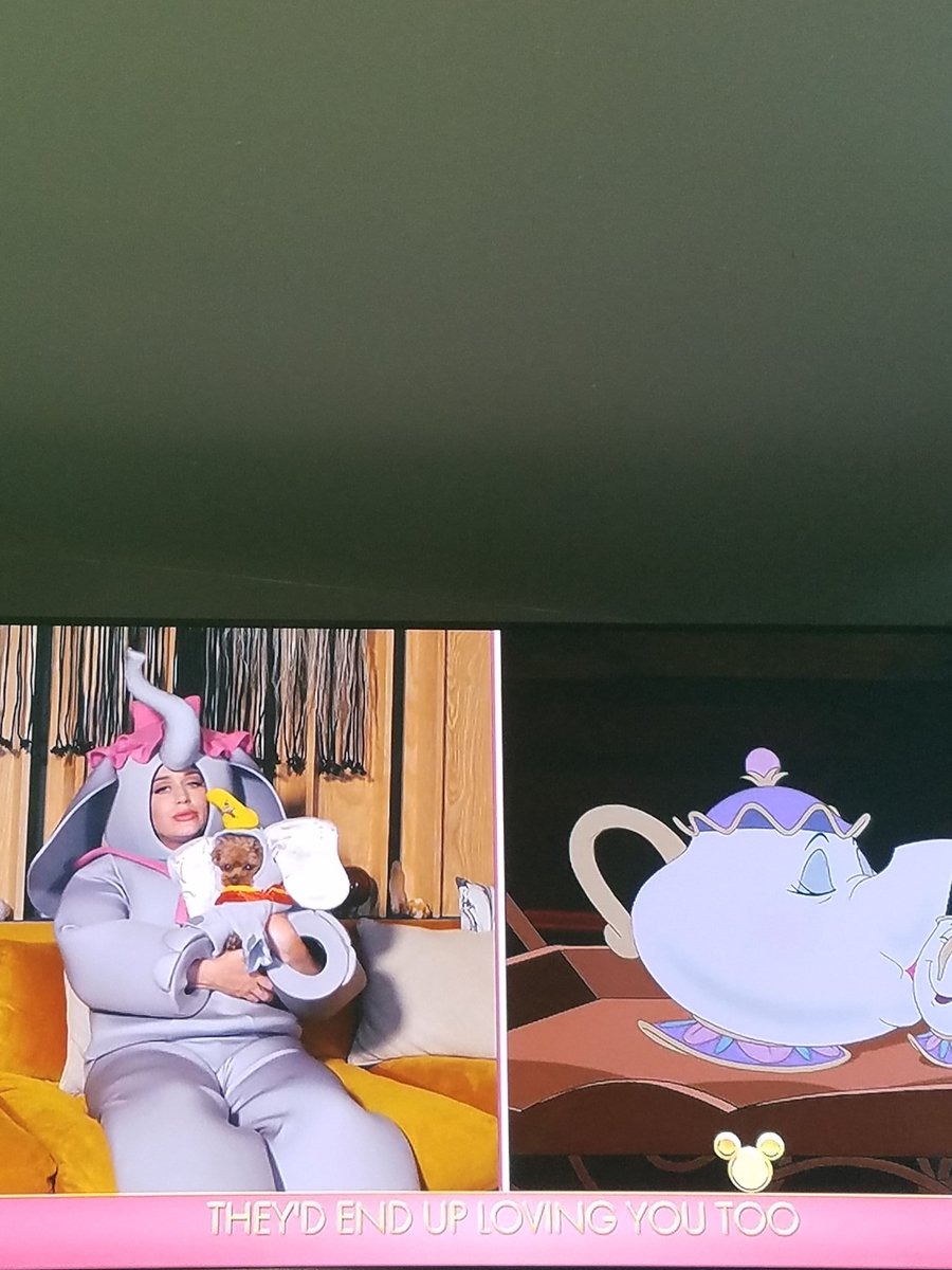 CournteyO's tweet photo. #HappyMothersDay Everyone!!!! @katyperry @Disney #SingLong 🤗🌺🌷💐💜💚💜 https://t.co/kXjk2RCrTc