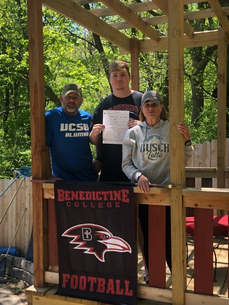 Leavenworth senior Nathan Toy <a href="/nathantoy4/">Nathan Toy</a> commits to <a href="/RavenFootballBC/">Benedictine Football</a>