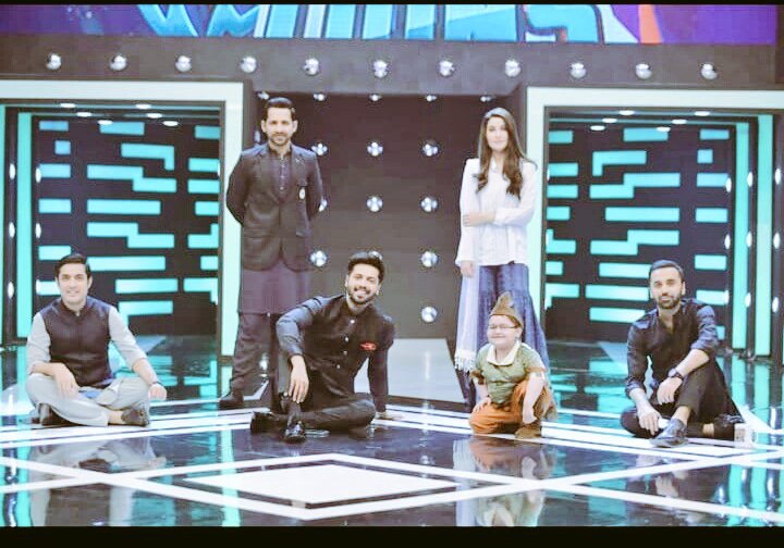 milkyy_23's tweet photo. #JPSquad
#HaseenLog 
#MyFavrt
#Anchors
#Hosts
#Actor
#Doctor
#WaseemBadami 
#IqrarulHassan
#FahadMustafa
#ShaistaLodhi 
#DaactSahab
#SarfarazAhmed https://t.co/D4x7X4Iom6