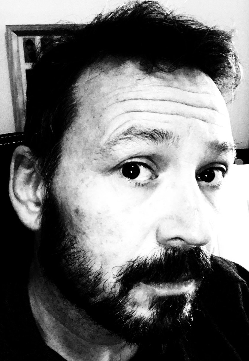 danger_gamer75's tweet photo. Show me your #isolationbeard 
I’m on day- 49 

I’m entering my “1970s foreign correspondent reporting from Tehran” phase... https://t.co/2ezLRaC7U3