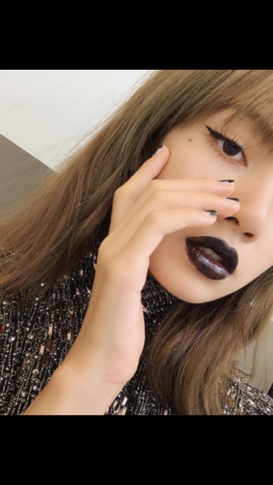 Lisa57053078's tweet photo. Black🐱♥♥😎 https://t.co/UBYKeIrvIO