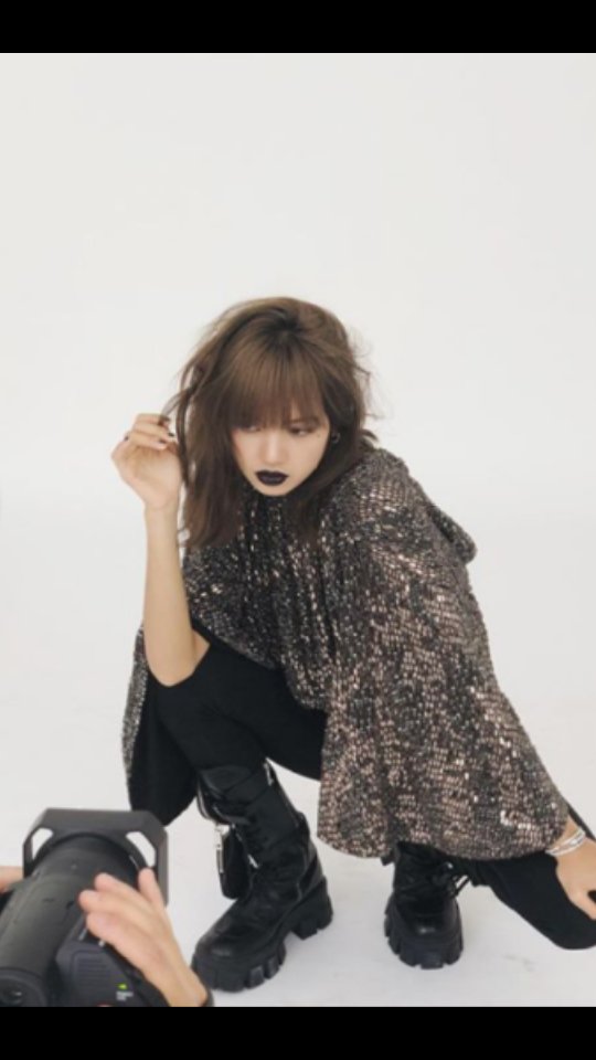 Lisa57053078's tweet photo. Black🐱♥♥😎 https://t.co/UBYKeIrvIO