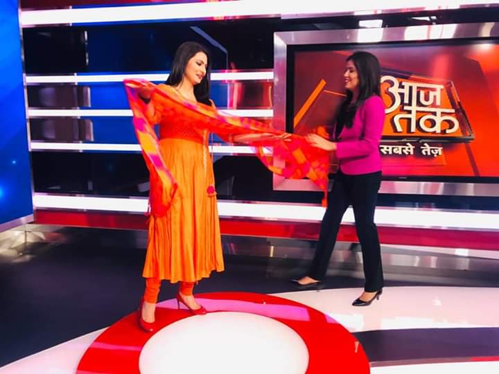 NSRPBASSINAGAR's tweet photo. जन्म दिन की हार्दिक बधाई दीदी @chitraaum 
#VVIP 
#ChitraTripathi 
#chitratirpathi 
1fathersab
2Sweetadi
3Mami ji
4aap
5amitbhau
6aditya bhai 
#VVIP2 #corona_voriyars 
@anjanaomkashyap 
@aajtak
@TripathiiPankaj 
@battatawada https://t.co/vMNBSnRMj5 https://t.co/RqCzLxMeFO