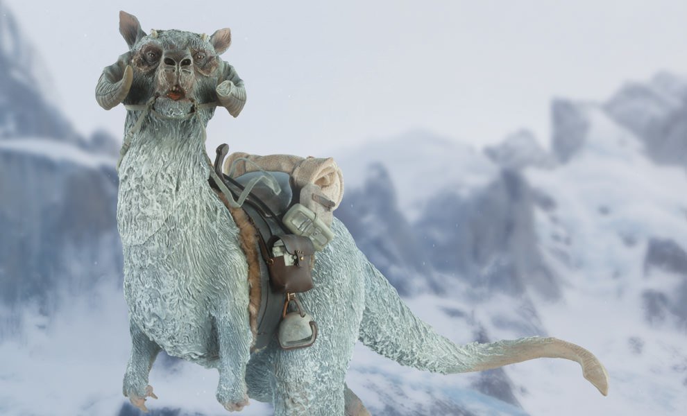 Or not, because "Tinta the Snow Lizard" is clearly a Tauntaun (and sounds like a mispronounced one, as well.)