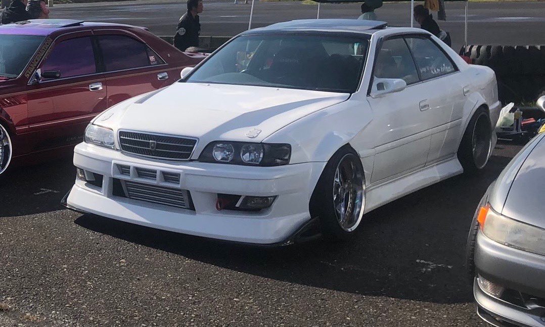 TACTI1700's tweet photo. #公式画像とうちの子並べようぜ
トヨタ、ターボ、白。
こだわり。
#JZX100
#ASU65W https://t.co/7epYKZi3mL