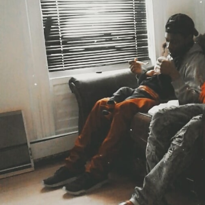 DivineQueen1990's tweet image. #Dada with his #MiniKing #LegendaryKing #FasonFamily #MothersDay2020 #FeedinHim #SuchAnAmazinDaddy #MyMen #FasonMen #HappyMothersDay #DivineLove #UnBreakable