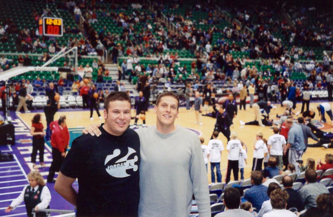 My one and only time seeing Michael Jordan live. 

In 2002 when he played for the Wizards. I was 17.

Biggest Jazz fan in the world but I had to rep the man. The Jazz crushed the Wiz. 

#TheLastDance