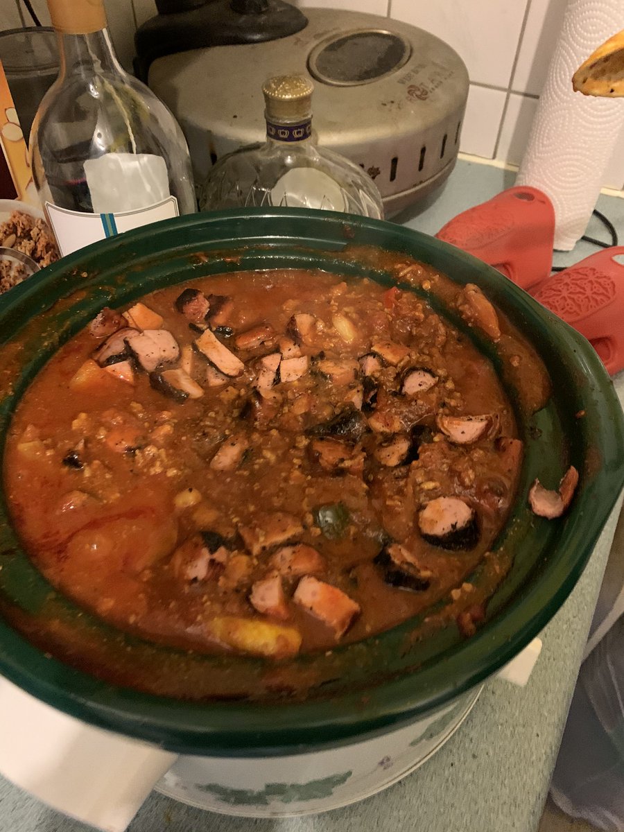 KevinJamesHunt's tweet photo. Prep is done and we are sitting down to eat after an epic #ironcovidchef challenge. We had to take a masterclass from @OfficialOksy on how to made Caesar’s but it was worth it. @GniteNet expect the final photos shortly! #quarantinecookingchallenge https://t.co/XqOFTSTbtB