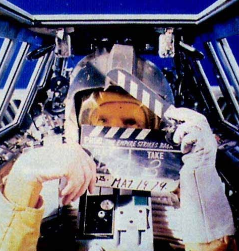 JHDargie's tweet photo. #OTD the middle chapter of the Skywalker saga was filming a key sequence.
#TheEmpireStrikesBack was always a favorite and beloved from day one in the cinema. And you can take that to the bank!
#FilmTwitter #SciFi #RogueTwo https://t.co/Kxfhs5ES26