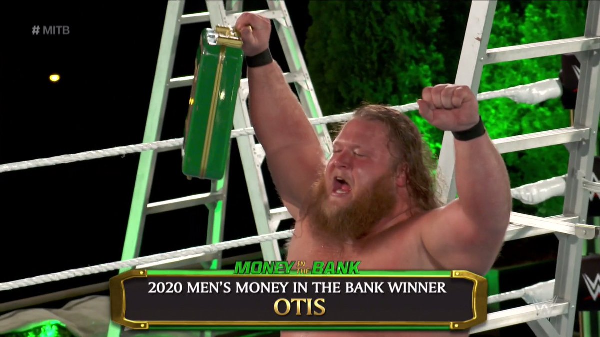 'YO, MANDY ... I DID IT!'

@otiswwe = Mr. #MITB!!!