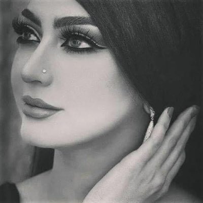 TebaHamed1's tweet photo. مہأتہرأه مہني أنہت ألذي أخہترت أن تہرأه،وأنہأ لسہت أسہفه https://t.co/6cSSHzSSqt