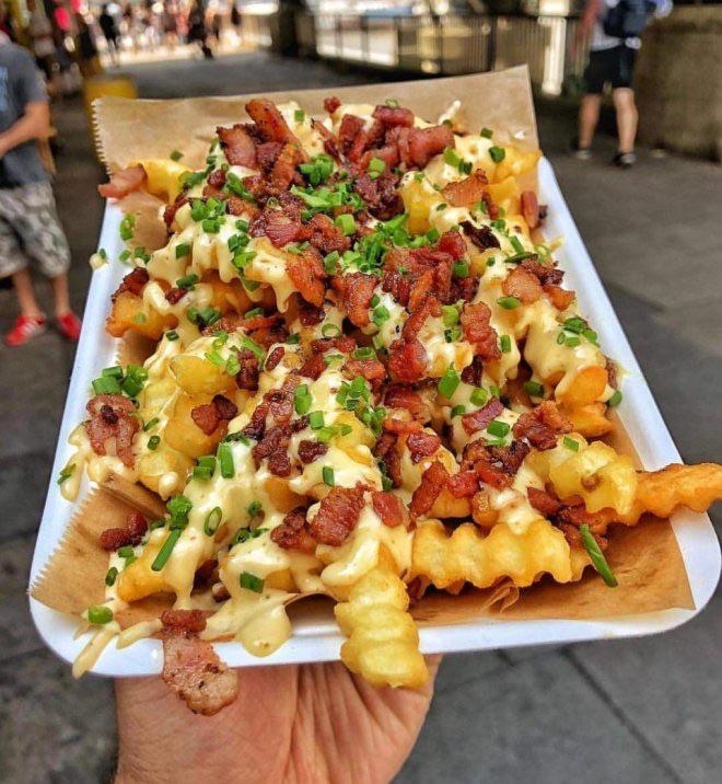 I Need That Food tweet media