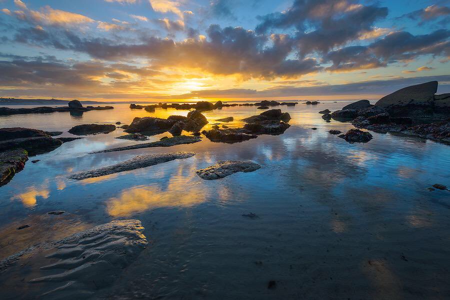 BreizhWeCan's tweet photo. Twello en [PHOTO] 💙 #MagnifiqueBretagne #TrezHir 

©️@mathieurivrin https://t.co/jtxqa91vnQ