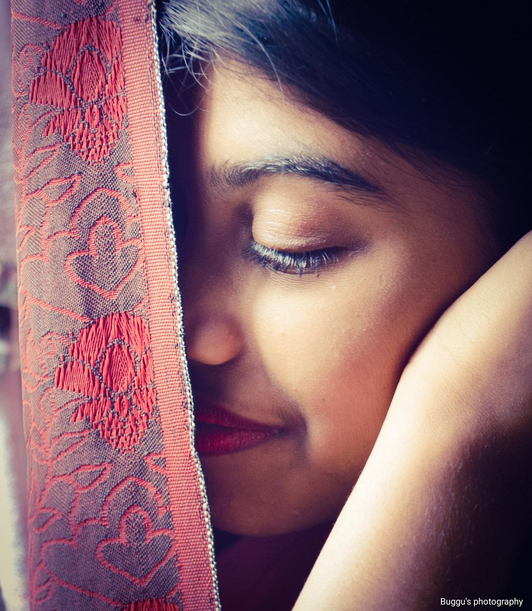 ShreyaGUHA20's tweet photo. Beauty is power; a smile is its sword. 
#photography #photoediting #nature #girl #beauty @EnergyDepDay @Beauty  @DigitalGoldMag @WNpix @wildlife__pics @JordanNaturePht https://t.co/RKxt7djWgX