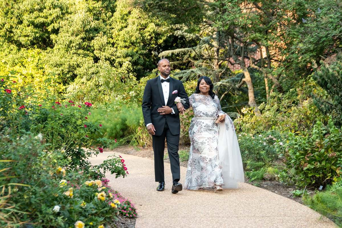 Happy Mother’s Day from The Modern Gent! 

#mothersday #happymothersday #mothers #moderngent #themoderngent #moderngentstyle #mom