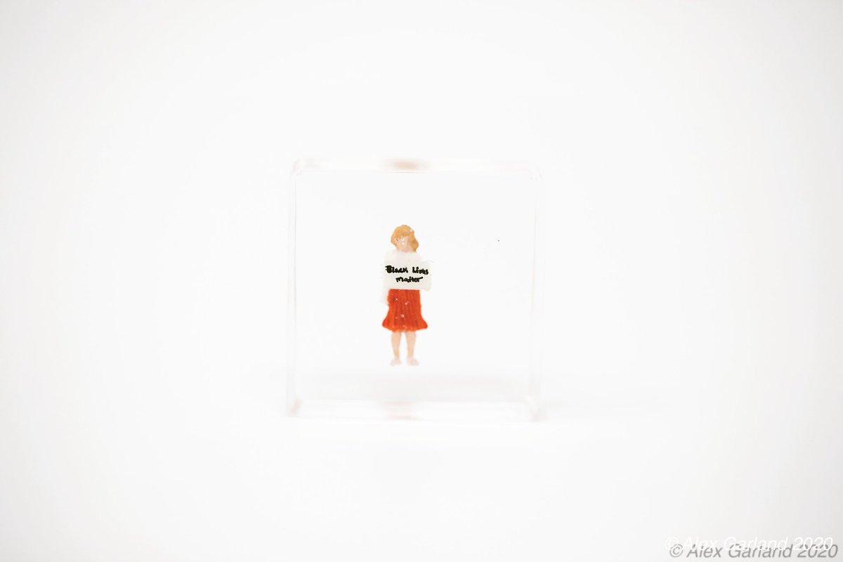 Black Lives Matter
$50
1 inch x 1 inch

#blacklivesmatte #socialjustice
#protest #microprotests
#microart #miniature #miniart
#miniatureart #quarantinelife #quarantineartclub #quarantineart

$10 from every sale will benefit the Seattle Artists Relief Fund gofundme.com/f/for-artists