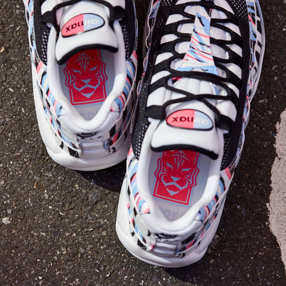 Atmos على تويتر 5 15 Fri より Nike Air Max 95 Ctryが登場 アニマル風プリントと頑丈なテクスチャーを使ったパワフルなエア マックス 95のバージョンは 韓国 Gs1 とその国際的なサッカーの歴史にオマージュを捧げたスタイルとなっております T Co Atmos على تويتر 5 15 Fri より Nike Air Max 95 Ctryが登場 アニマル風プリントと頑丈なテクスチャーを使ったパワフルなエア マックス 95のバージョンは 韓国 Gs1 とその国際的なサッカーの歴史にオマージュを捧げたスタイルとなっております T Co