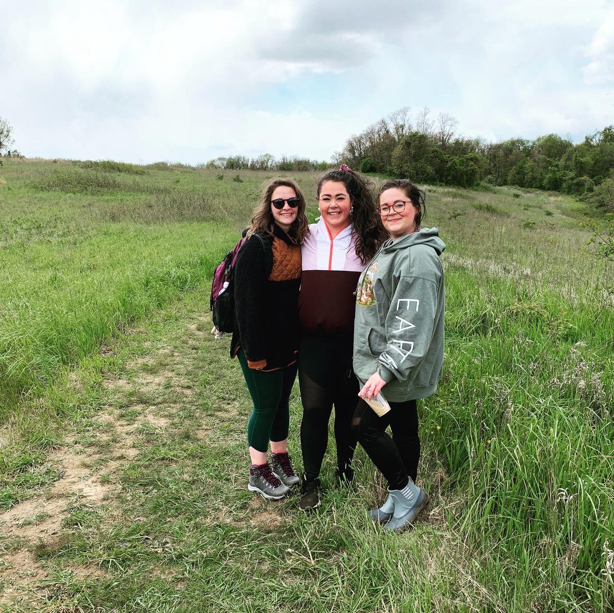 teachingartz's tweet image. I hope everyone had a chance to get outside this weekend. It was beautiful! 🥾🍃🌳