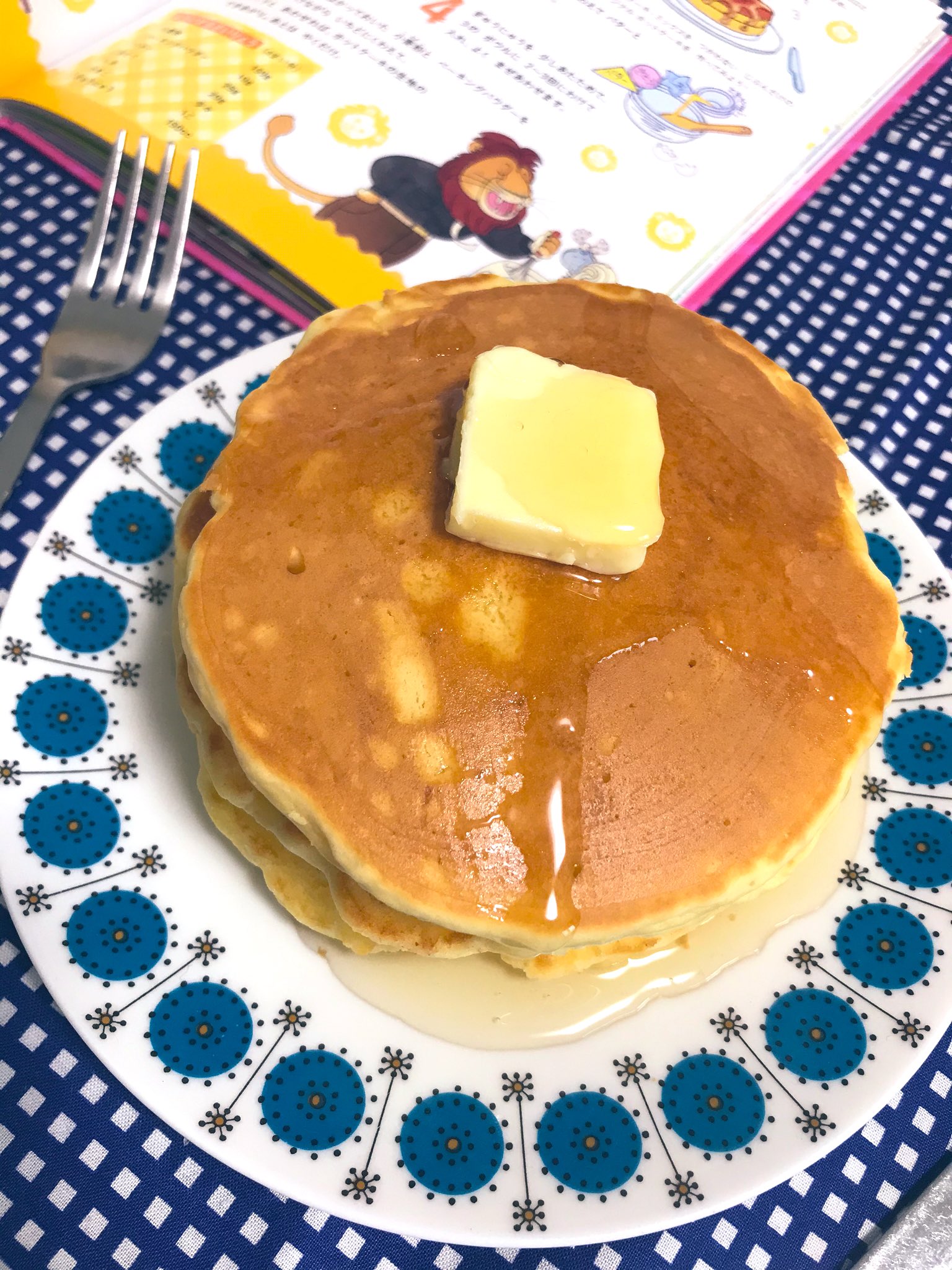 わかったさん公式 En Twitter わかったさん作ってみた 第16回 ホットケーキ お久しぶりの 作ってみた です 巷ではホットケーキ ミックスの品切れが続出しているようですが わかったさんのホットケーキ わかったさんのふんわりケーキ