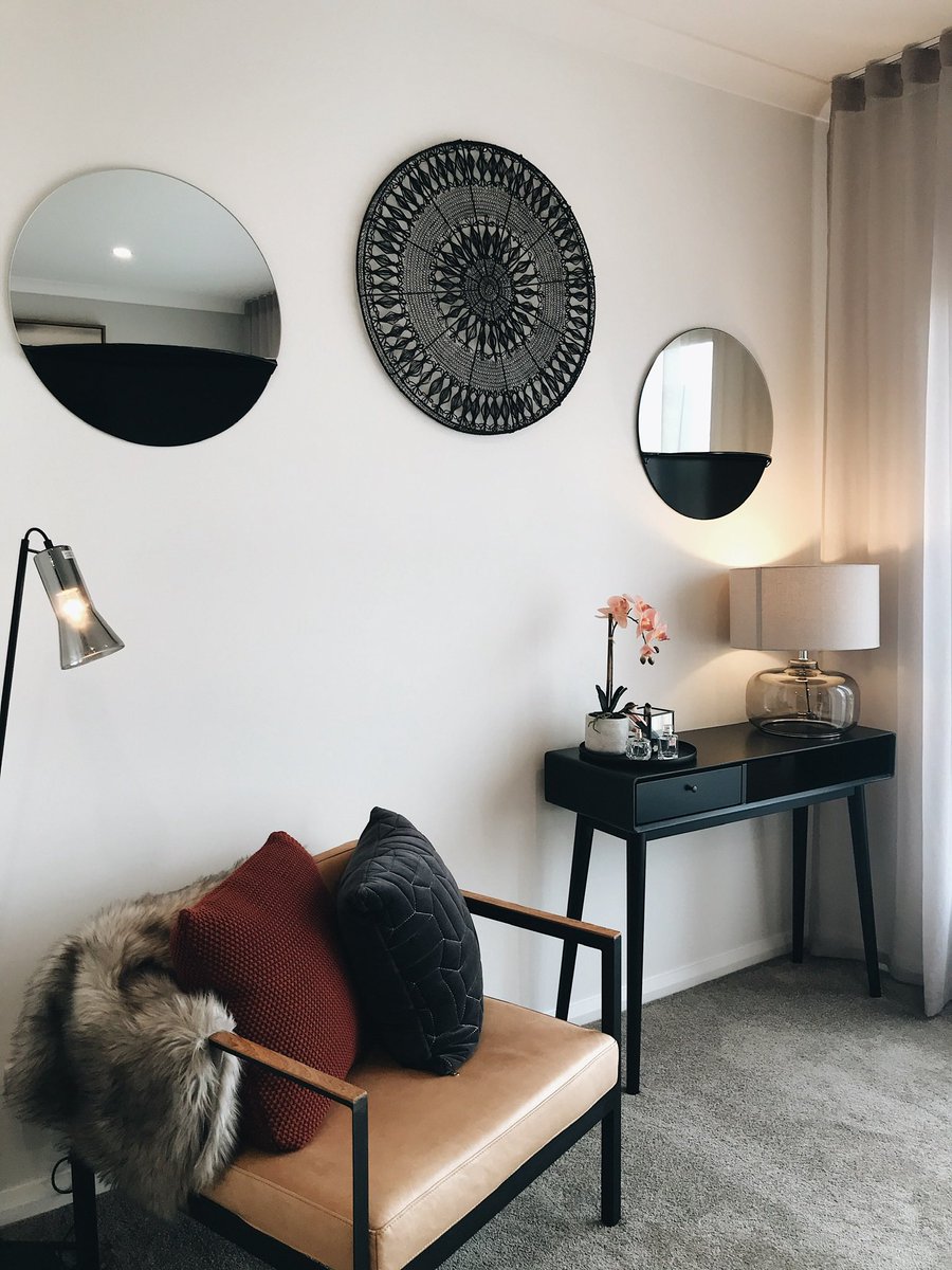 BuyTimberOnline's tweet photo. It’s the little things that make a house a home 🏡 
Hope everyone’s having a happy Monday! We’re enjoying a bit of sun at our head office making the start of the week a bit easier 🙌🏼
#buytimberflooringonline #styling #happymonday https://t.co/QgaK1D3FKI