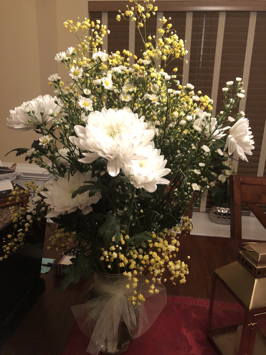 PMcnesby's tweet photo. Had a great Mother’s Day! #loveallmygifts #flowers🌻#thankutomywonderfulfamily❤️ https://t.co/HSPndqvzec