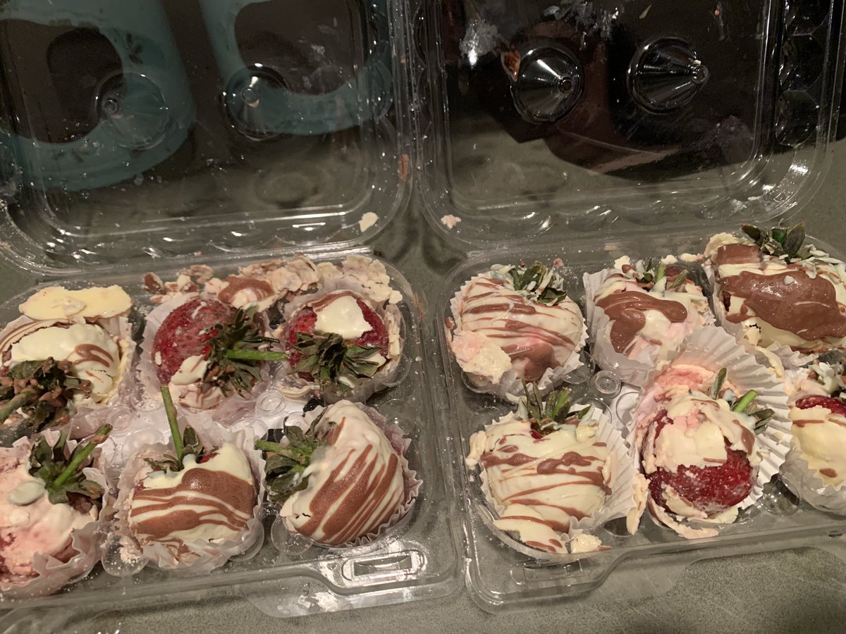 Magabys's tweet photo. @TomThumb_Stores  The store would not refund rotten food, literally, 5 minutes after purchase. The manager was so rude as well as the other two employees.  They even pulled up the receipt and crumbled it in our faces. https://t.co/VJ4LdxHCKT https://t.co/tEiJxXxaHt
