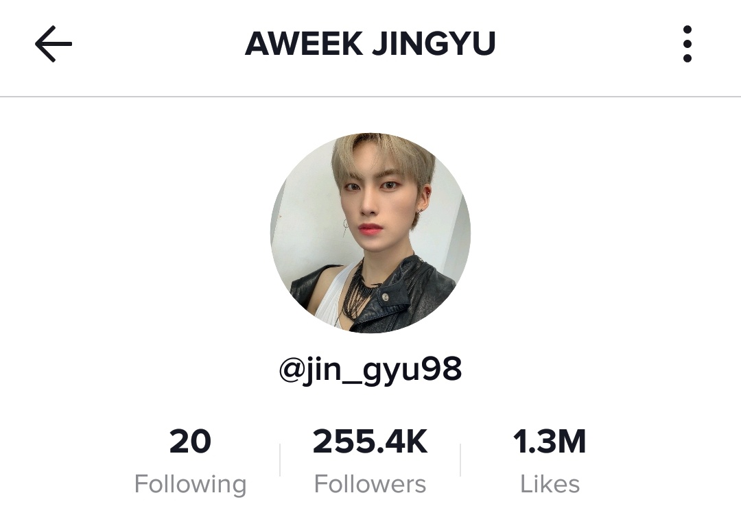 jingyu alone has more followers than AWEEK, do yall see the problem here