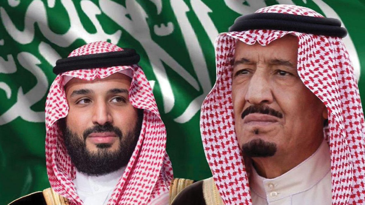 AbdulazizTF's tweet photo. هذه المرحلة الصعبة التي تجتاح العالم كله.. سنجتازها ونحن أقوى بإذن الله ثم بقيادة  حكيمة ورؤية سديدة..
حفظ الله قيادة وطننا وأعزها    🇸🇦🇸🇦

#سمعا_وطاعه_في_المنشط_والمكره https://t.co/OqupskJUdK
