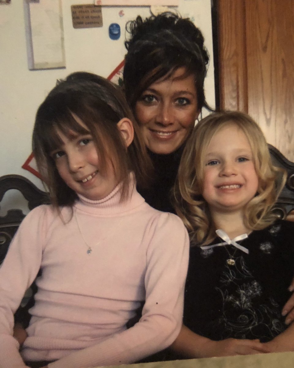 deannawandler's tweet image. No one said being a mom was easy, but it sure is worth it ❤️ #myworld #2plus2 #momlife